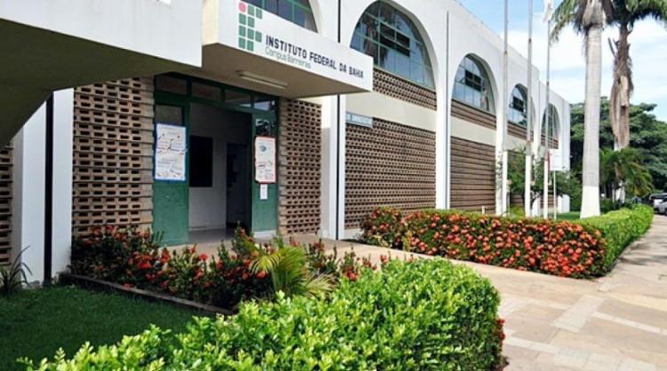Acusado de assédio sexual e moral contra alunas, professor do IFBA de Barreiras é alvo da PF