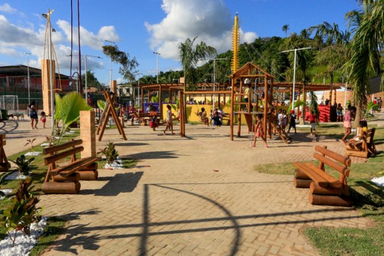 No mês de aniversário, prefeitura de Candeias realiza entregas de novas obras