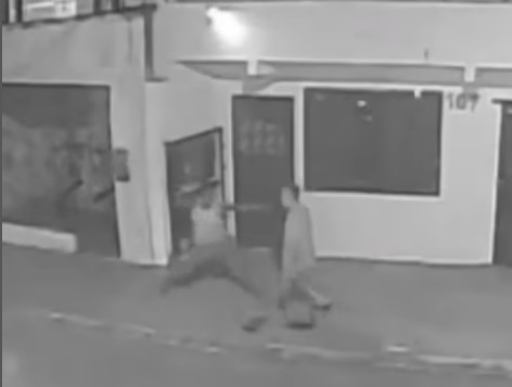 Idoso é agredido por desconhecido e desmaia no centro de Itabuna