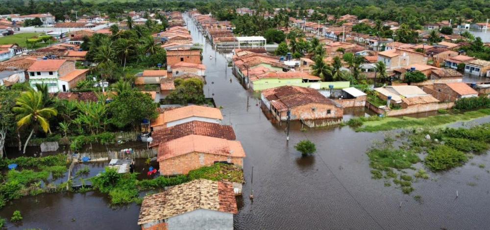 Chuvas deixam 14 mil desalojados na Bahia; 164 mil pessoas já foram afetadas