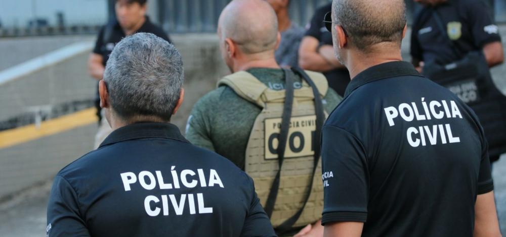Homem é preso acusado de participar de estupro coletivo contra mulher