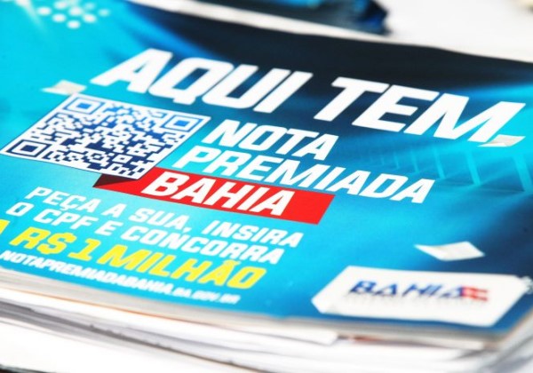 Moradora da Ribeira ganha prêmio de R$ 100 mil da Nota Premiada Bahia