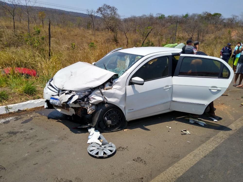 Colisão entre três veículos deixa feridos e uma mulher morta em Barreiras