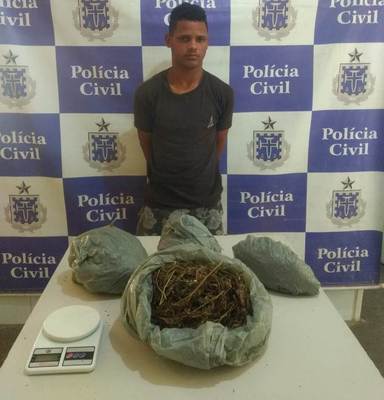 Homem é flagrado com maconha em Juazeiro